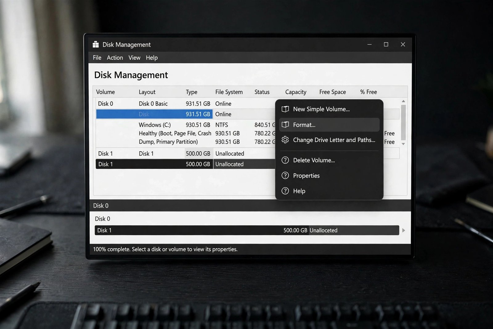 Windows Disk Management showing format options for a new drive volume